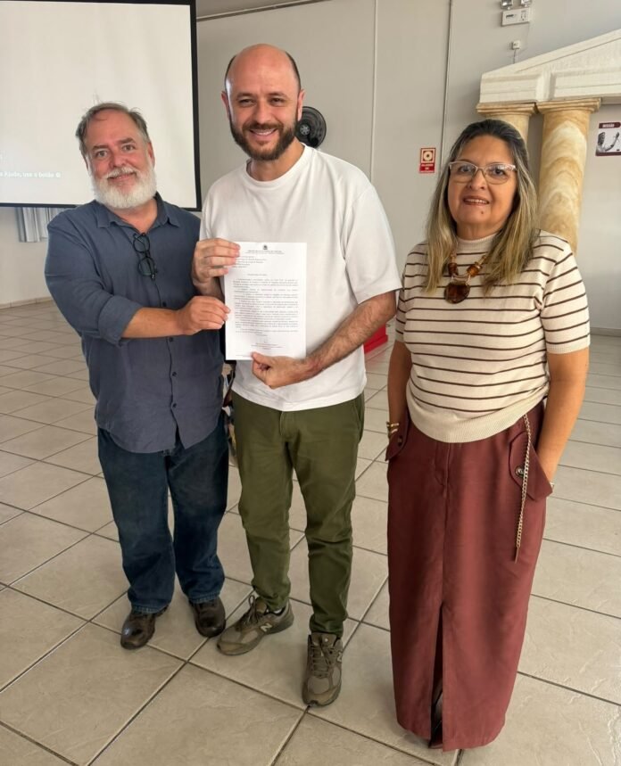 Foto enviada pela assessoria da Prefeitura de Varginha sobre o anúncio do Curso Técnico em Turismo