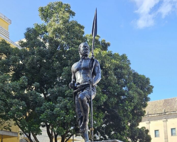 Estátua de Zumbi dos Palmares, em Salvador (BA)